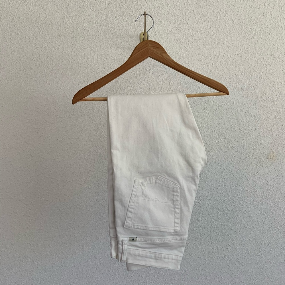 White distressed Lucky Brand Jeans